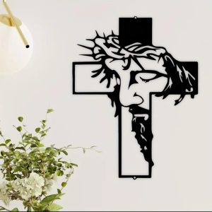 Metal Cross with face 11.8x8.26